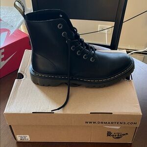 NWT Dr. Martens Black Lace Up Boots